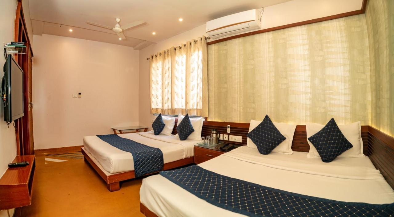 Uddhav Vilas A Family Hotel Udajpur Exteriér fotografie